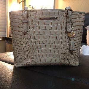 Brahmin Med. Asher Champagne Melbourne handbag